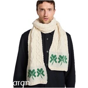 NWOT Aran Sweater Market Ireland 100% Merino Wool Cable Knit Scarf Shamrocks‎